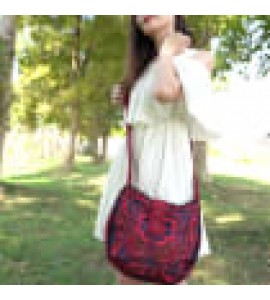 Unique red bird pattern crossbody bag
