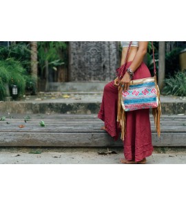Women's Soft Gold Metallic Leather Crossbody Bag
