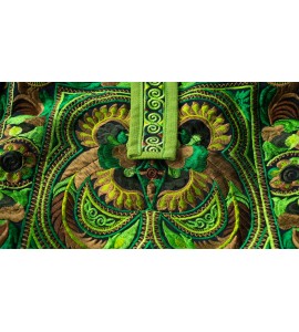 Green bird embroidered crossbody bag