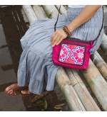 Rose red vintage embroidered shoulder bag